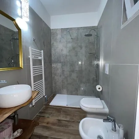 Maison d'hôtes A Due Passi Da Formia