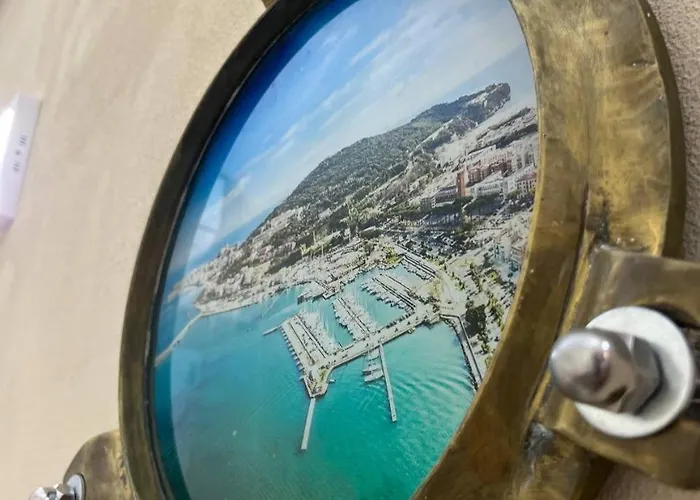 A Due Passi Da * Formia