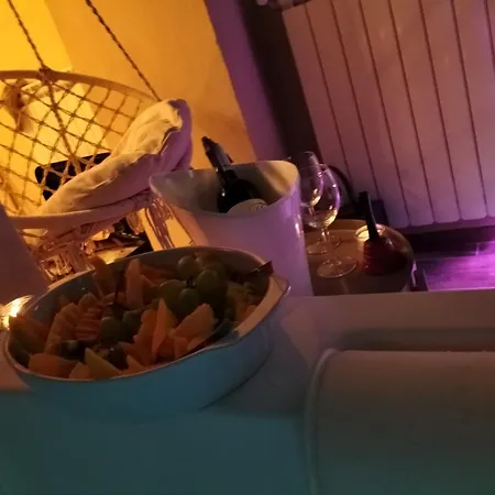 A Due Passi Da * Formia